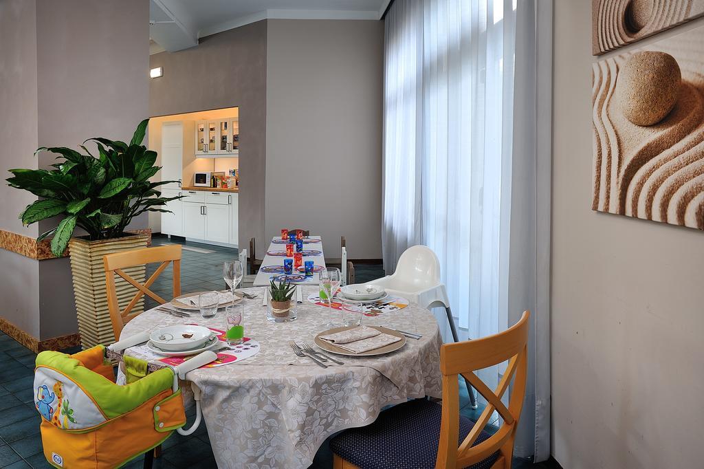 Raffy Family & Bike Hotel Diano Marina Extérieur photo
